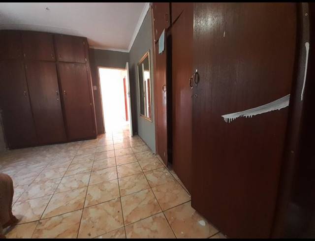 3 BEDROOM HOUSE FOR SALE IN MADIBA PARK